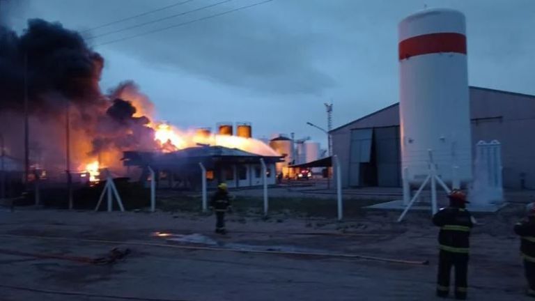 Al menos tres muertos en una refinería