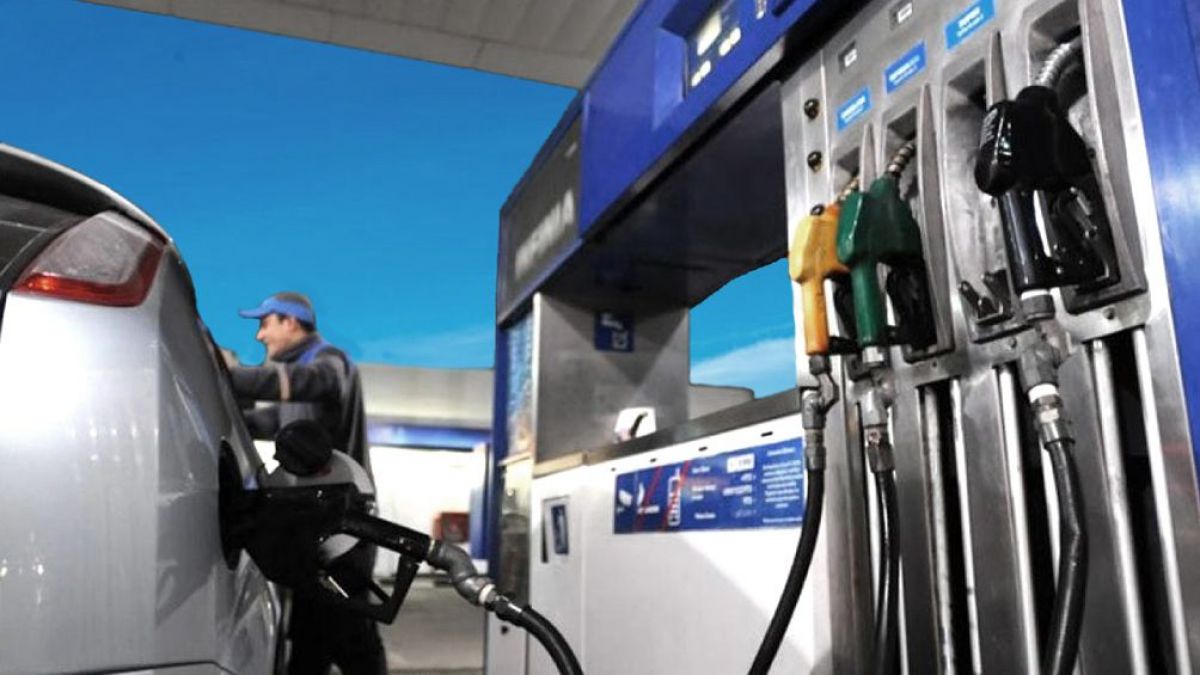 Subieron los precios de los combustibles a pesar de la postergación del aumento impositivo