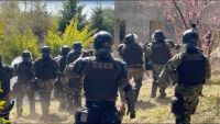 Megaoperativo policial en Mascardi: ingresó al predio uno de los vecinos usurpados 