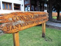 Rectifican lista de concejales de Neuquén, Zapala y San Martín
