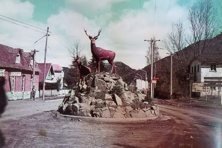 Restaurarán la escultura de Los Ciervos