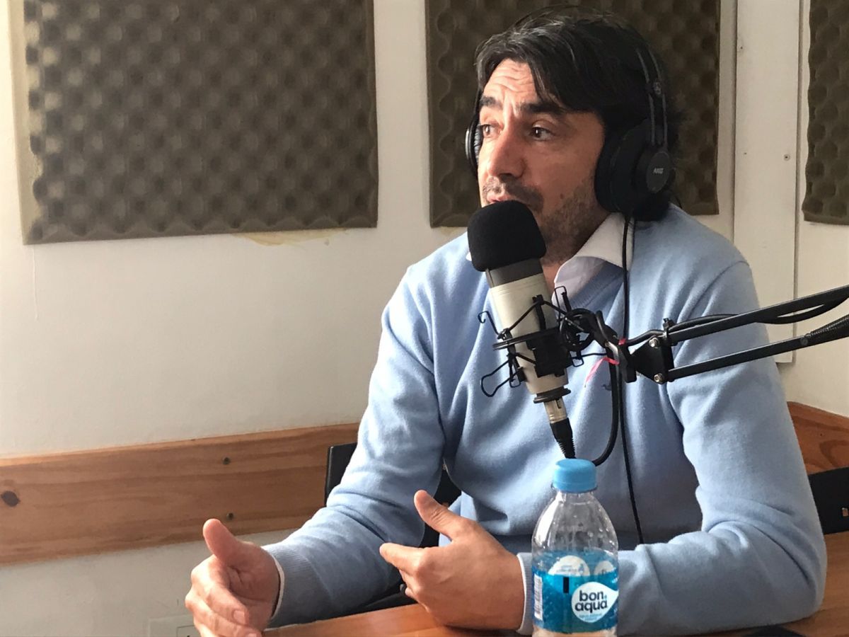 Saloniti: "Se sientan frente a una computadora y hacen un manojo de críticas"