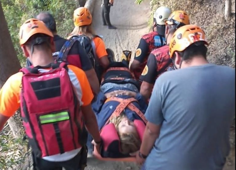 Evacuaron a una turista que se accidentó en la península Quetrihué