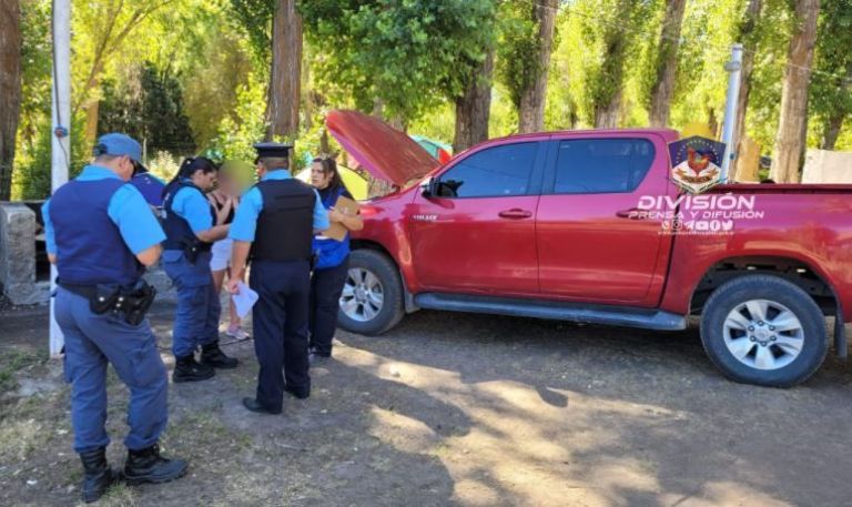 Demoraron a tres mujeres que habían robado cosméticos y elementos de marroquinería