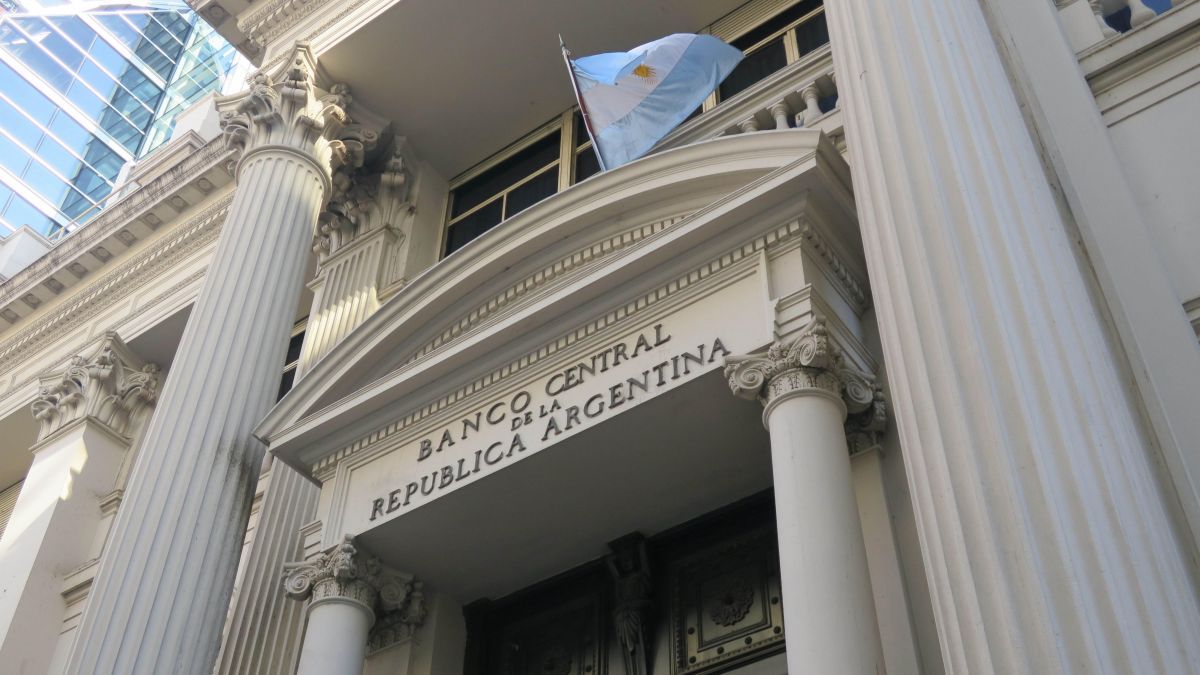 El Gobierno emitirá billetes de $2000