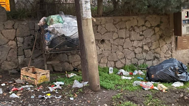 Vecinos advierten falta de recolección de basura | La Montaña Noticias