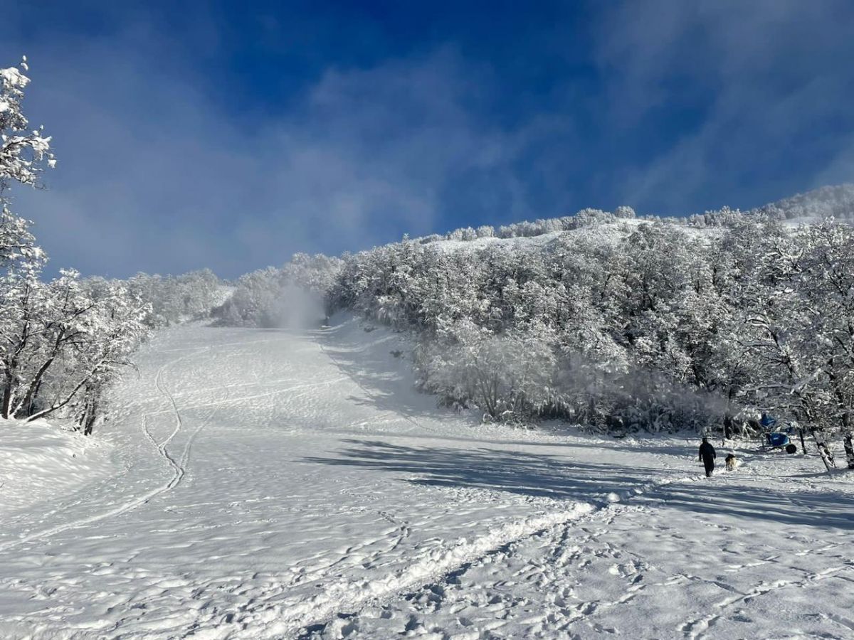 El Parque Nacional Lanín habilitó el Centro de ski Lago Hermoso